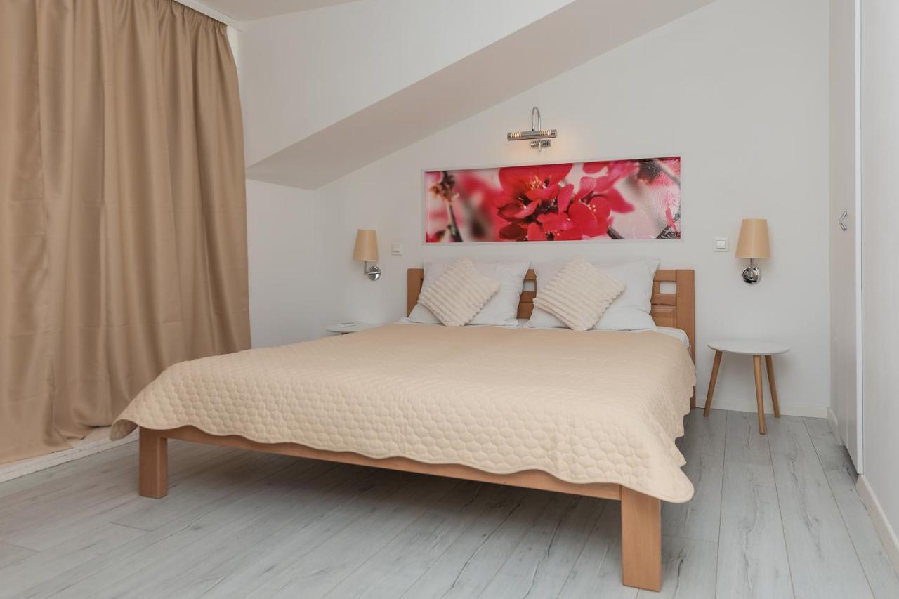 Apartmani Maris Макарска Екстериор снимка